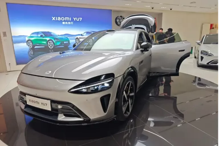 Mobil Listrik Xiaomi Salip Penjualan Tesla di China