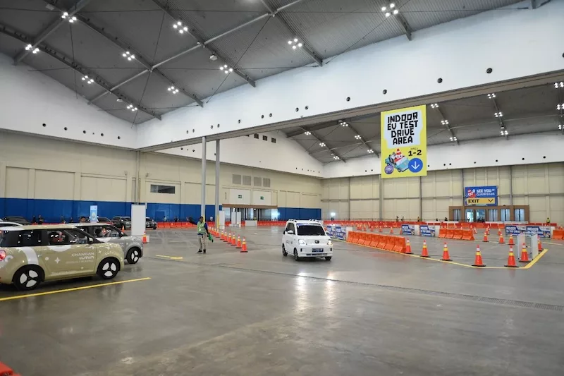 New Indoor EV Test Drive di GJAW 2025