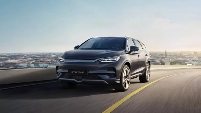 BYD Atto 8, Keunggulan SUV Listrik Mewah