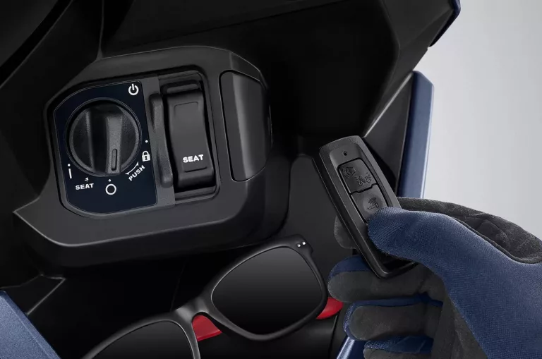 Ciri Baterai Smart Key Lemah, Cara Mengatasinya