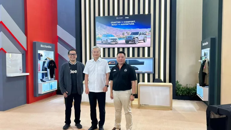 Jeep Bawa Energi ‘Freedom Meets Comfort’, Hadirkan Lineup Lengkap Wrangler & Gladiator di GJAW 2025