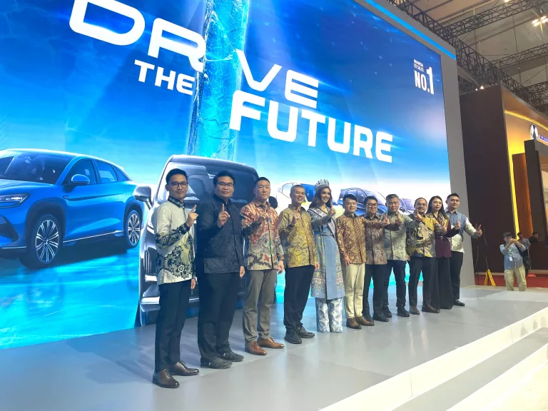 BYD Dominasi Pasar EV Indonesia 54%, Siap Bawa Teknologi Blade Battery dan Megawatt-Charging!