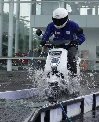 Motor Listrik Setelah Melewati Banjir, Ini yang Harus Dilakukan!