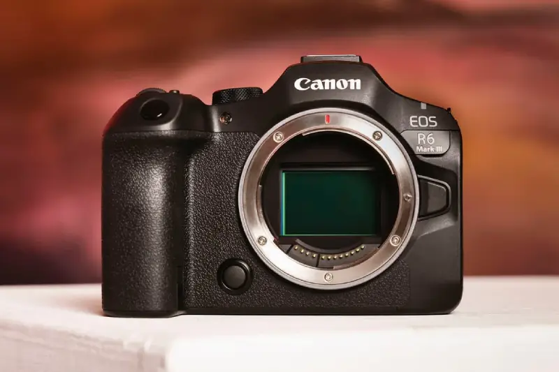 canon EOS R6 Mark III