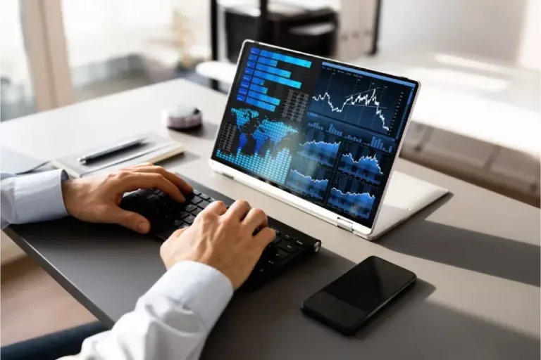 Gaji Data Analyst 2025: Fresh Graduate vs Senior 