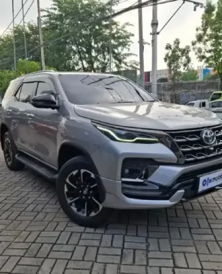 mobil fortuner