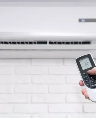 Remote AC Tidak Berfungsi? Ini Penyebab dan Cara Atasinya remote ac