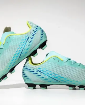 Jangan Asal! Ini Tips Memilih Sepatu Bola Sesuai Posisi Bermain sepatu bola