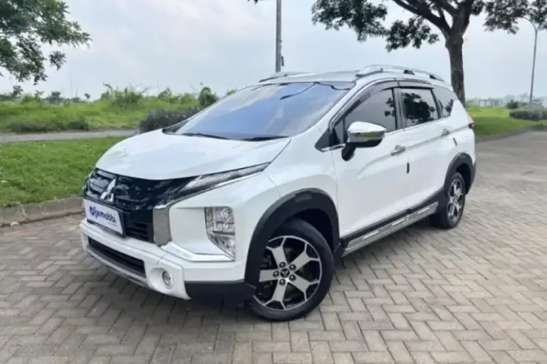 Biaya Servis dan Pajak Xpander yang Perlu Kamu Tahu