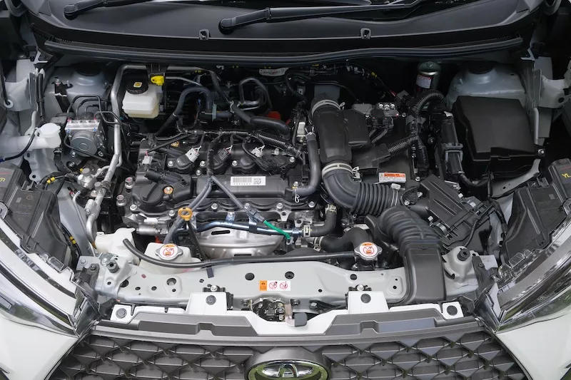 Toyota Veloz Hybrid EV