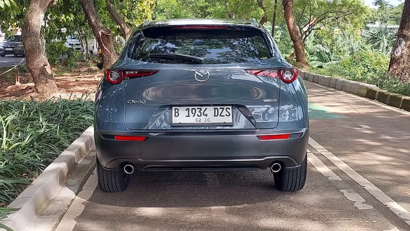 Review Mazda CX-30