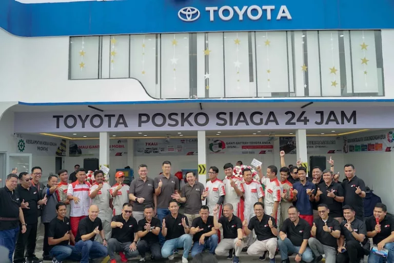 Liburan Nataru 2025 Tanpa Cemas, Toyota Hadirkan Posko Siaga 24 Jam dan Diskon Servis Spesial