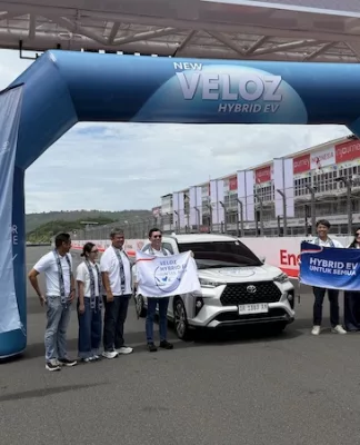 Toyota Veloz Hybrid EV Lintas Nusa 2025, Ekspedisi Perjalanan 4.000 Km