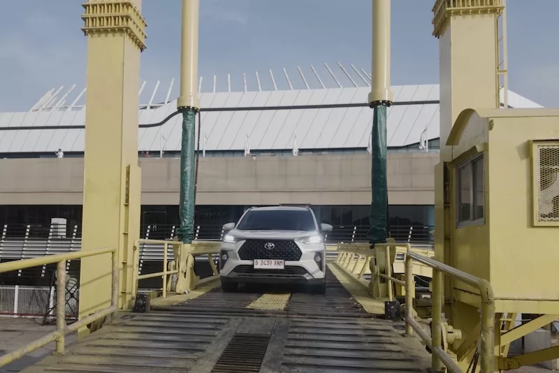 Veloz Hybrid Lintas Nusa