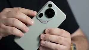 5 Smartphone Kamera Terbaik di Akhir 2025 untuk Ngonten