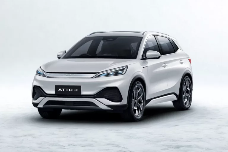 Kenapa Mobil BYD Laris Manis? Ini Rahasia Teknologi Blade Battery Milik Mereka