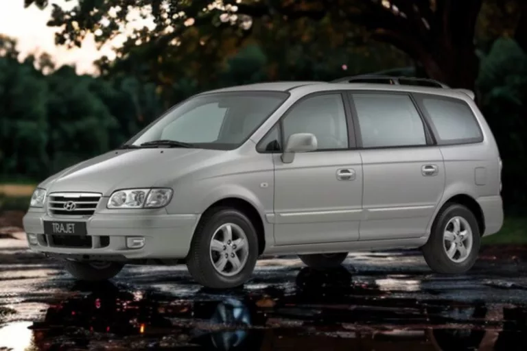 Review Hyundai Trajet Bekas, MPV Captain Seat Termurah yang Nyaman Parah!