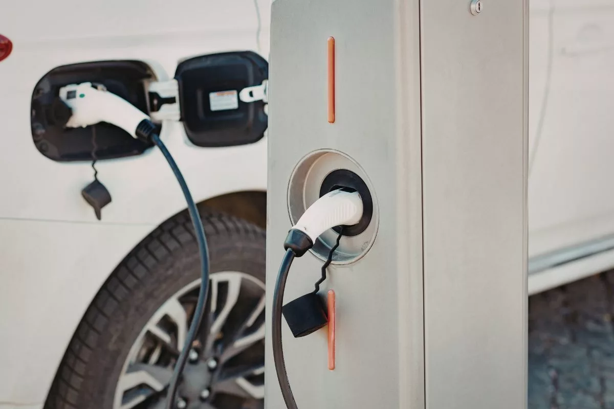 harga mobil byd vs Konvensional