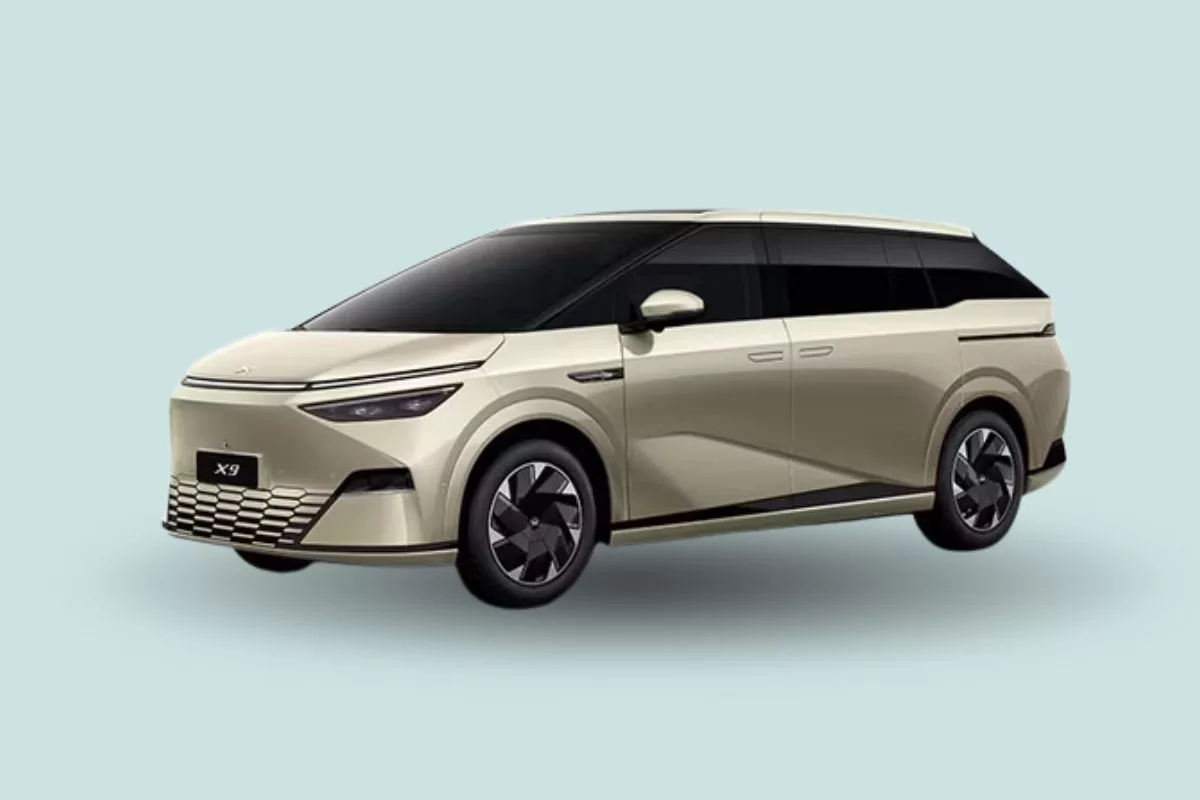 Visual Eksterior XPENG X9