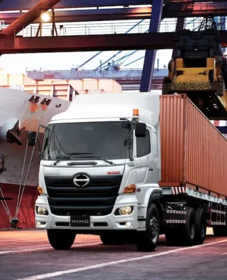 43 Tahun Hino Indonesia Bangun Negeri