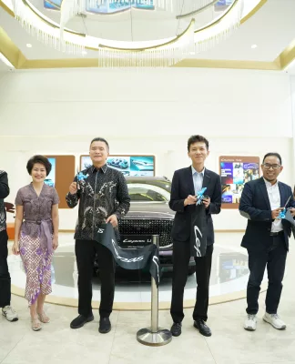 Lebih dari Sekadar Jualan Mobil, Diler LEPAS Terbaru di Bekasi Siapkan Layanan “Satu Atap” yang Praktis LEPAS Trimegah Bekasi