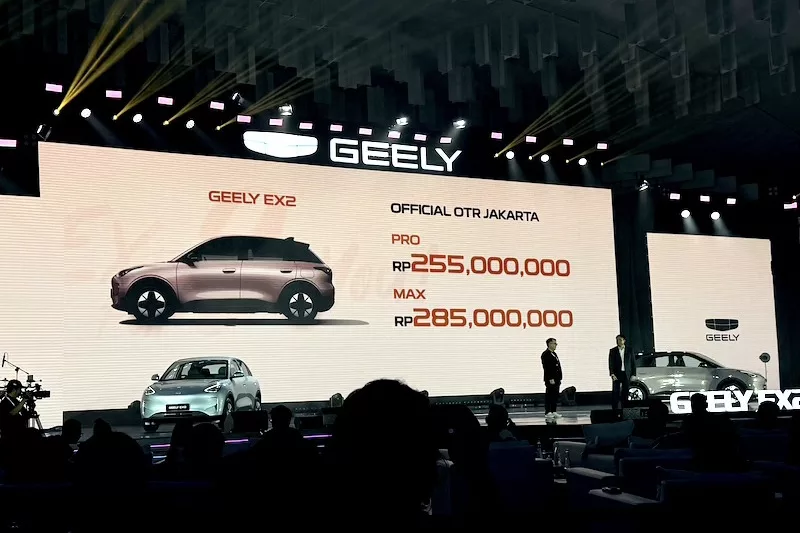 Harga Geely EX2