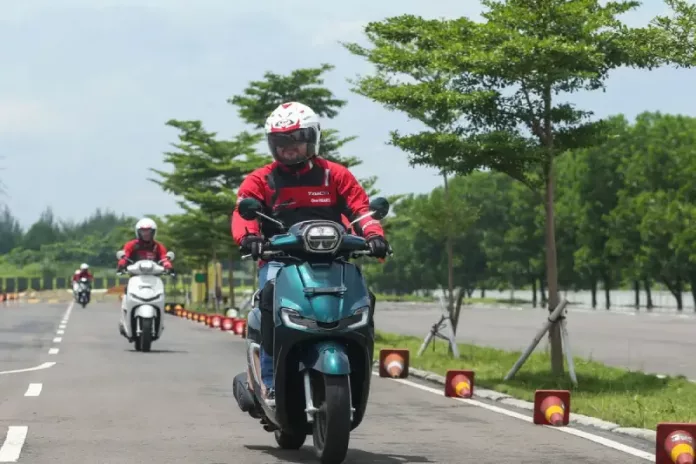 Honda Stylo 160 CBS & ABS: Perbedaan, Fitur, dan Harga Honda Stylo