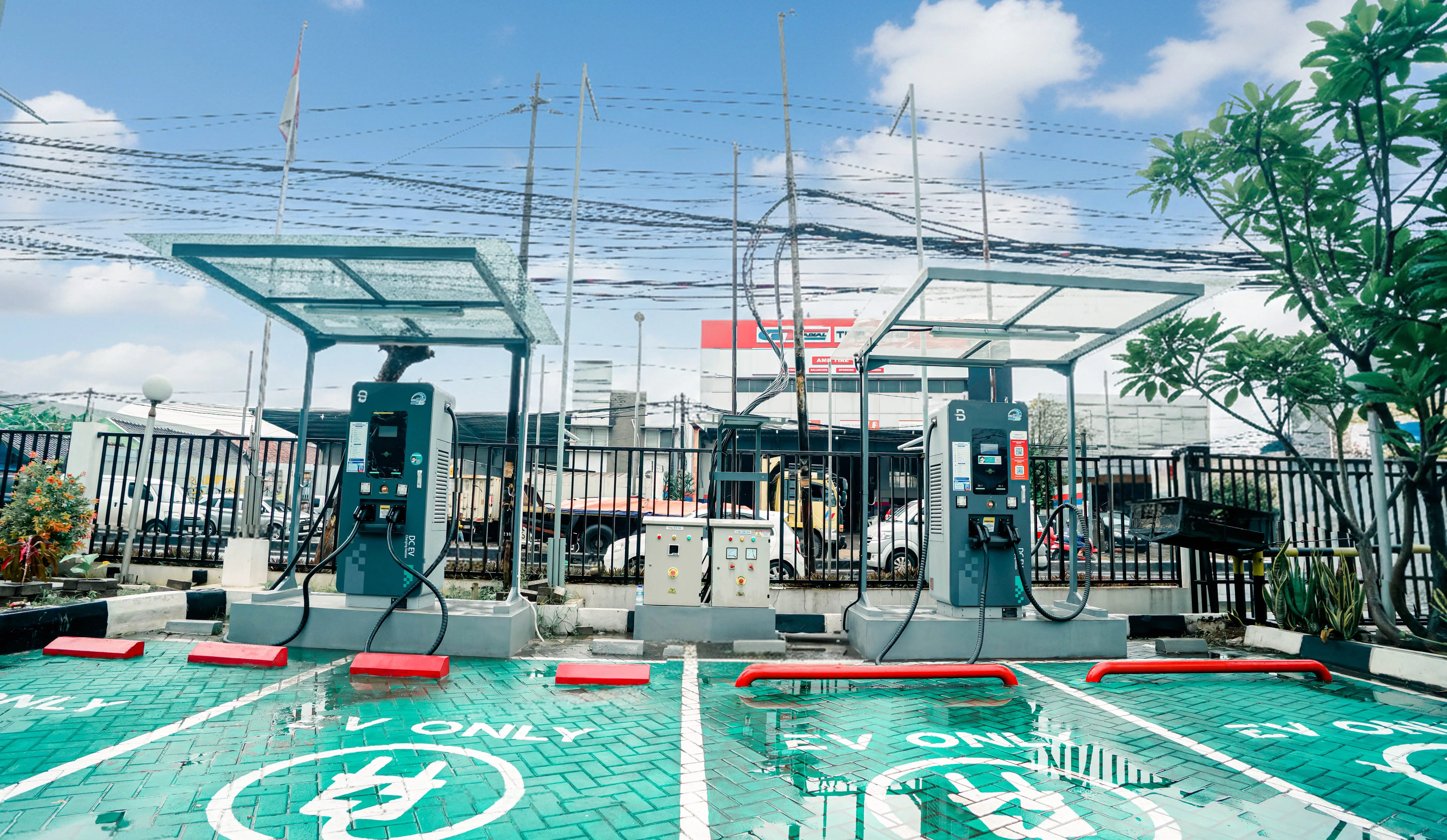 SPKLU Lepas Trimegah Bekasi