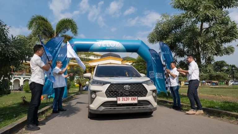 Toyota New Veloz Hybrid EV Buktikan Tangguh, Tuntaskan 7.000 Km Jalanan Indonesia