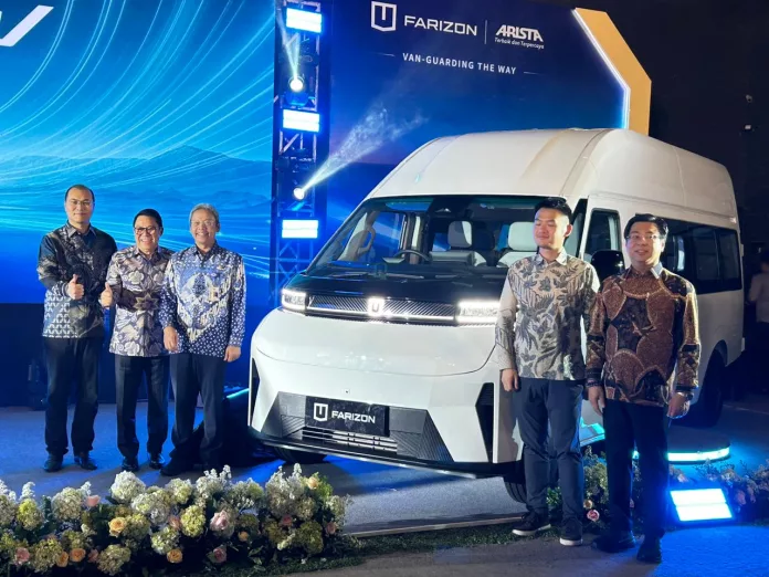 Intip Spesifikasi Farizon SV: Kendaraan Listrik 16 Penumpang yang Siap Kerja Keras di Jalanan Jakarta FARIZON SV