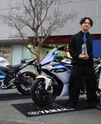 Bangga! Motor Yamaha R25 ‘Made In’ Indonesia Menang Penghargaan Bergengsi di Jepang Yamaha R25 Racikan Indonesia Raih Auto Color Award di Jepang