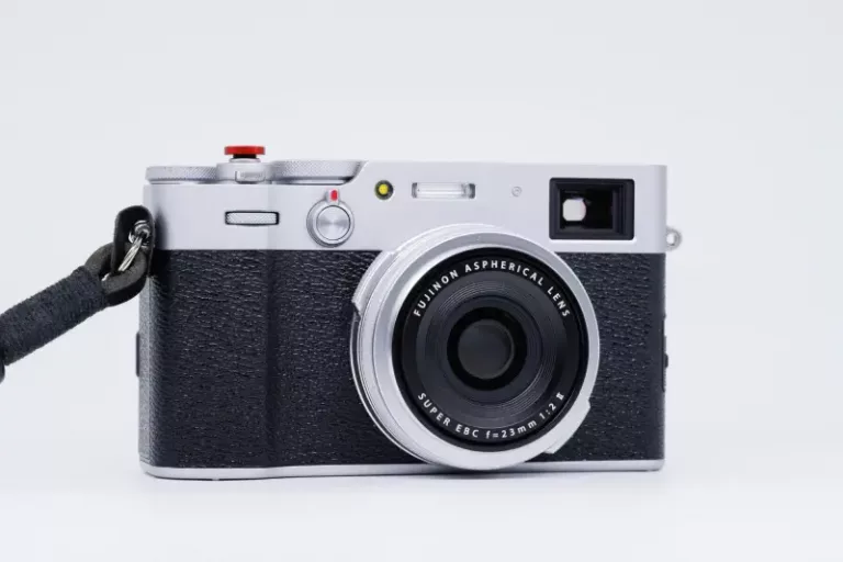 Kelebihan dan Kekurangan Fujifilm X100V