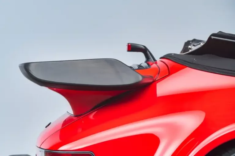 10 Merek Spoiler Mobil Berkualitas untuk Tampilan Sporty