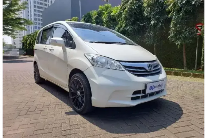 spesifikasi Honda Freed