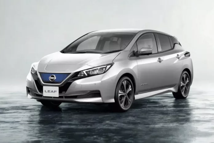 review nissan leaf