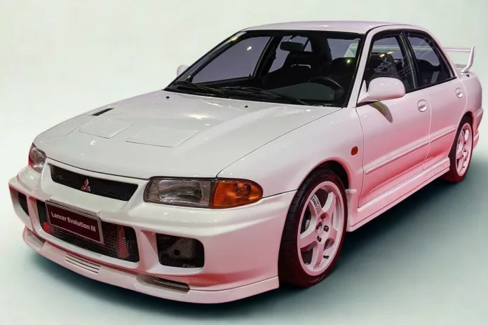 Review Mitsubishi Lancer Evolution III