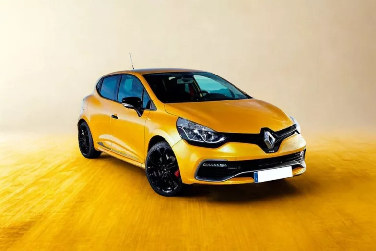 Renault Clio, Cek Fitur Keselamatan Mobil Paling Safety dengan Bintang 5 Euro NCAP!