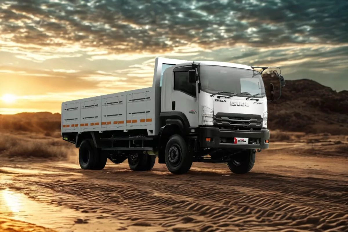 Perbandingan Spesifikasi Isuzu Giga Series