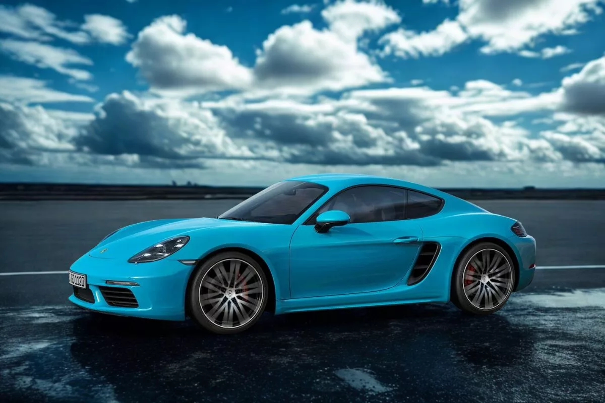 Interior dan Eksterior Porsche Cayman