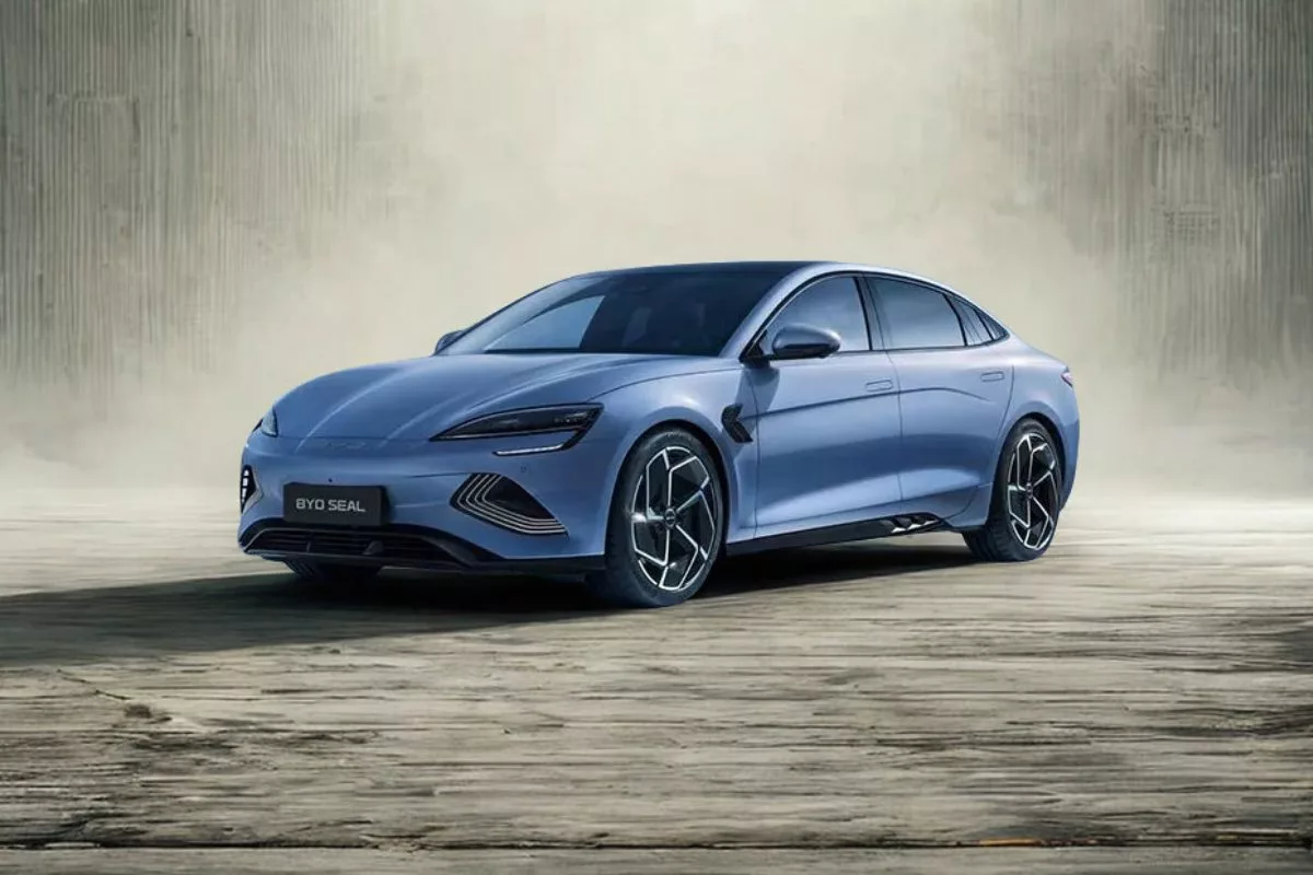 Fitur Unggulan BYD Atto 4