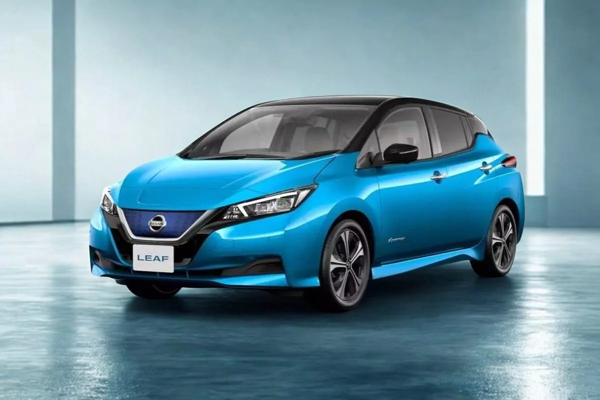 Interior dan Eksterior Nissan LEAF