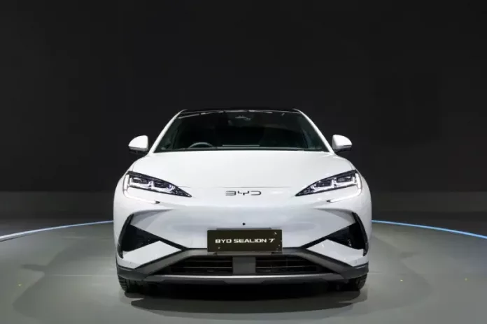 BYD Sealion 7
