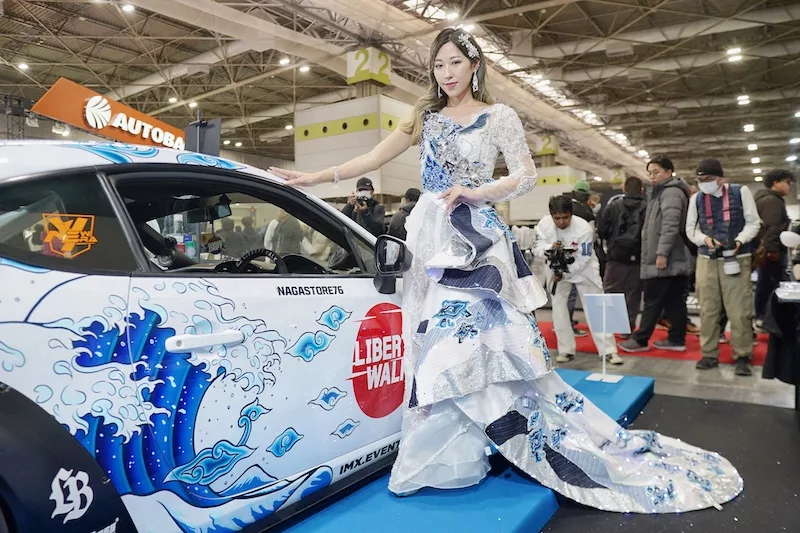Batik Mega Mendung Pukau Osaka Auto Messe 2026