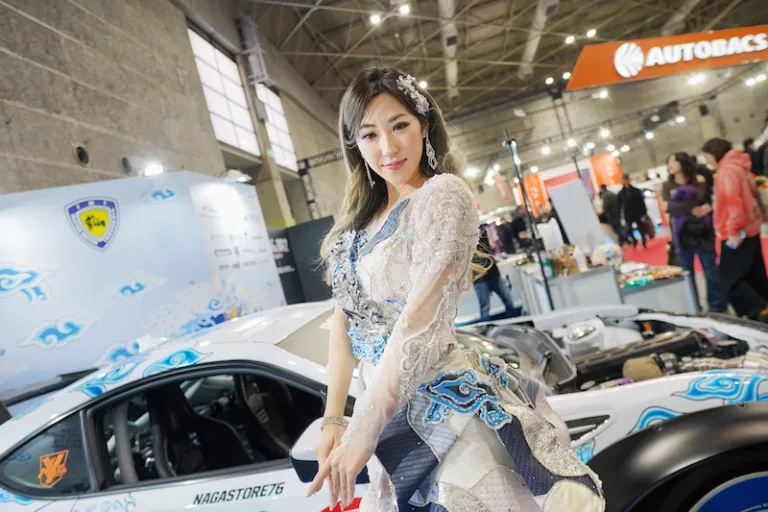 Bukan Cuma Pamer Mesin, Batik Mega Mendung Cirebon Sukses Curi Perhatian di Osaka