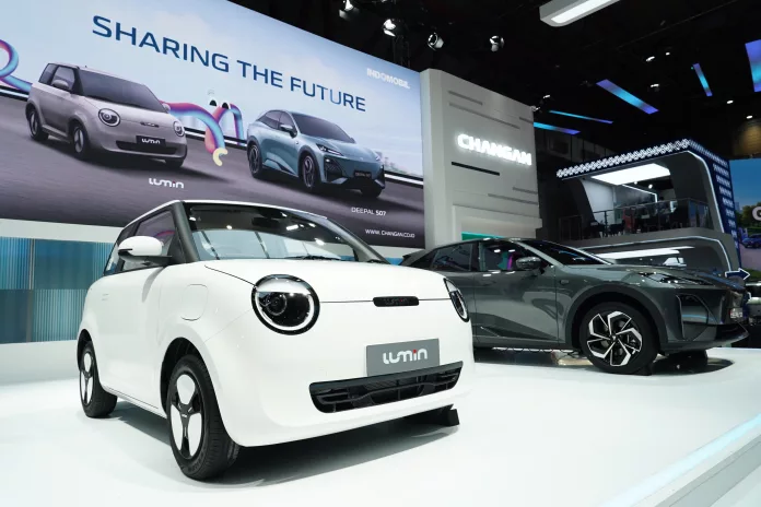Changan Lumin & Deepal S07 di IIMS 2026