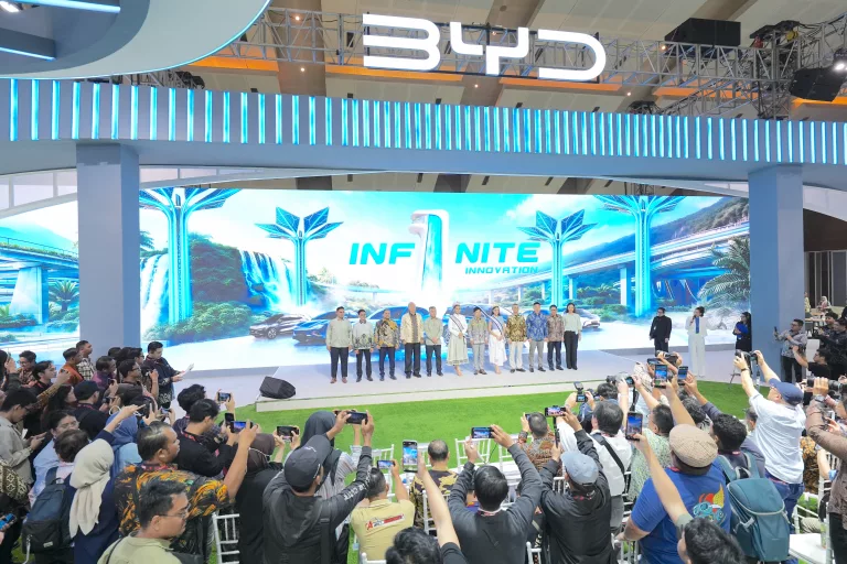 BYD Buktikan Mobil Listrik Sudah Siap Jadi Teman Harian di IIMS 2026