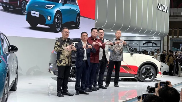 Beli Mobil Listrik Tanpa Drama Inden di IIMS 2026, GAC AION UT Mulai Rp280 Juta Siap Kirim Dalam 2 Hari