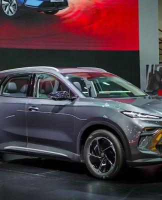 Jemput Bola ke Mal Jakarta, MG Tawarkan SUV Listrik MGS5 EV Harga Rp333 Jutaan Roadshow MGS5 EV