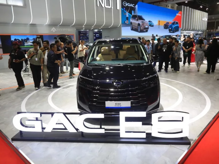 GAC E8 Meluncur di IIMS 2026, MPV Hybrid Rasa “Ruang Tamu Berjalan”
