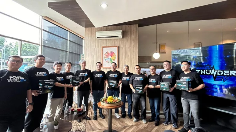 Thunder EV Resmi Meluncur, Massiv Tawarkan 4 Spesifikasi Aki Khusus Mobil Listrik